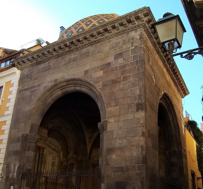 Sorrento: Guided Walking Tour & Limoncello Tasting - Sant’Antonino Square and the city’s patron saint