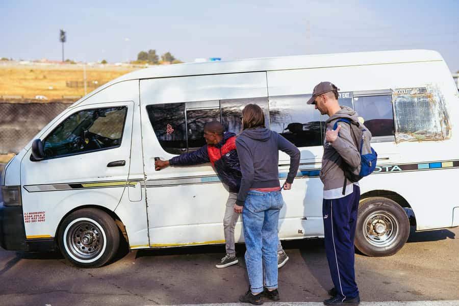 Soweto: Walking Tour with a Local Guide and Lunch - Finishing at the Soweto Towers