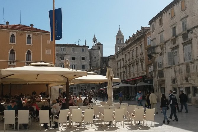 SPLIT-PRIVATE Walking Tour of Diocletian's Palace & Old Town - The Cathedral and the Temple of Jupiter