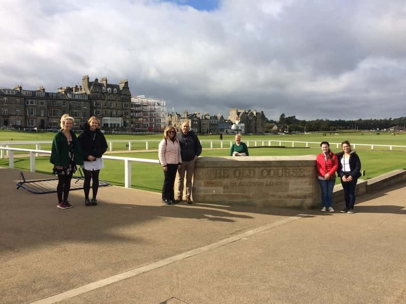 St Andrews: Top Sights Guided Walking Tour - Key points at a glance