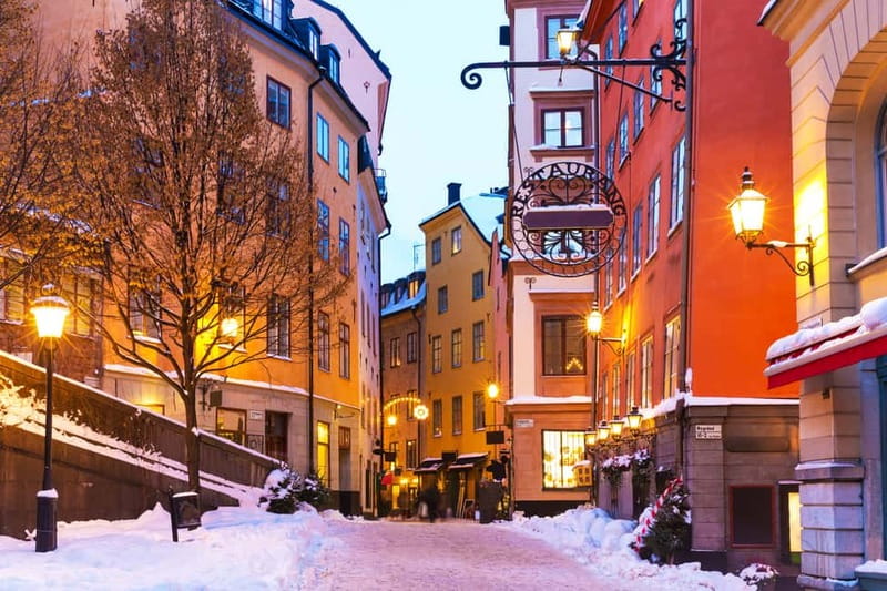 Stockholm: Old Town Historical Walking Tour, small group - The main square and Stockholm’s darker stories