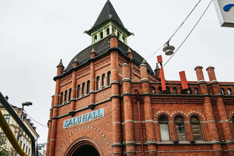 Stockholm: Swedish Food Guided Walking Tour - Gamla Stan brings food and old Stockholm together