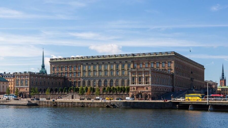 Stockholm: Walking tour of Gamla Stan, the Old Town - Riddarholmen and Stockholm’s royal past