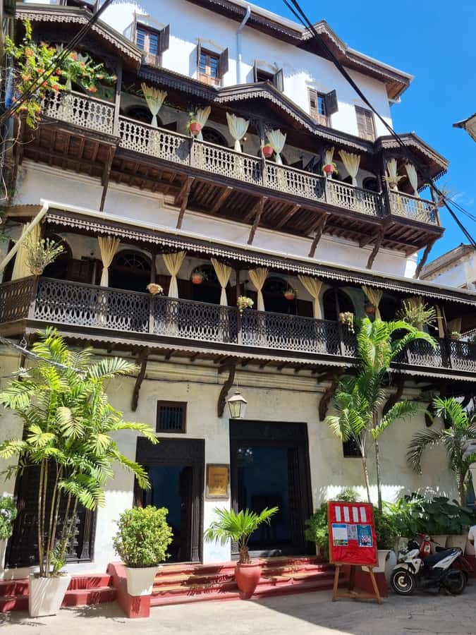 Stone Town's Hidden History: Private Guided Walking Tour - Zanzibar’s doors, churches, and narrow streets