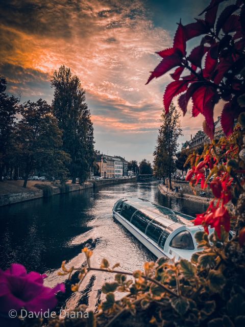 Strasbourg: Guided Historical Neighborhoods Walking Tour - Place Kléber and Strasbourg’s Christmas tradition