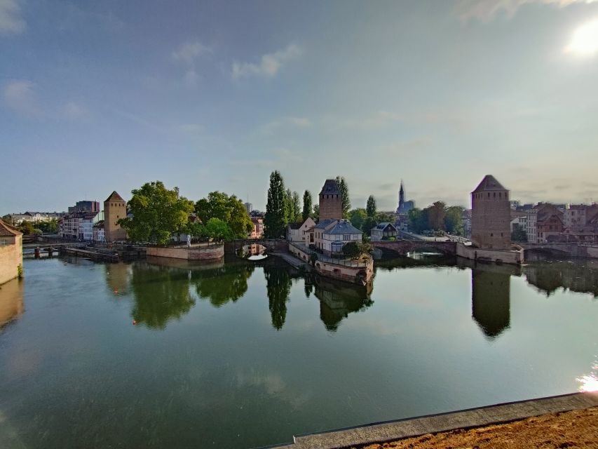 Strasbourg: Guided Walking Tour - Gutenberg Square, the cathedral, and the final views