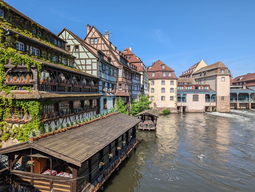 Strasbourg: Walking Tour with Local Guide - Place de la République and the modern city