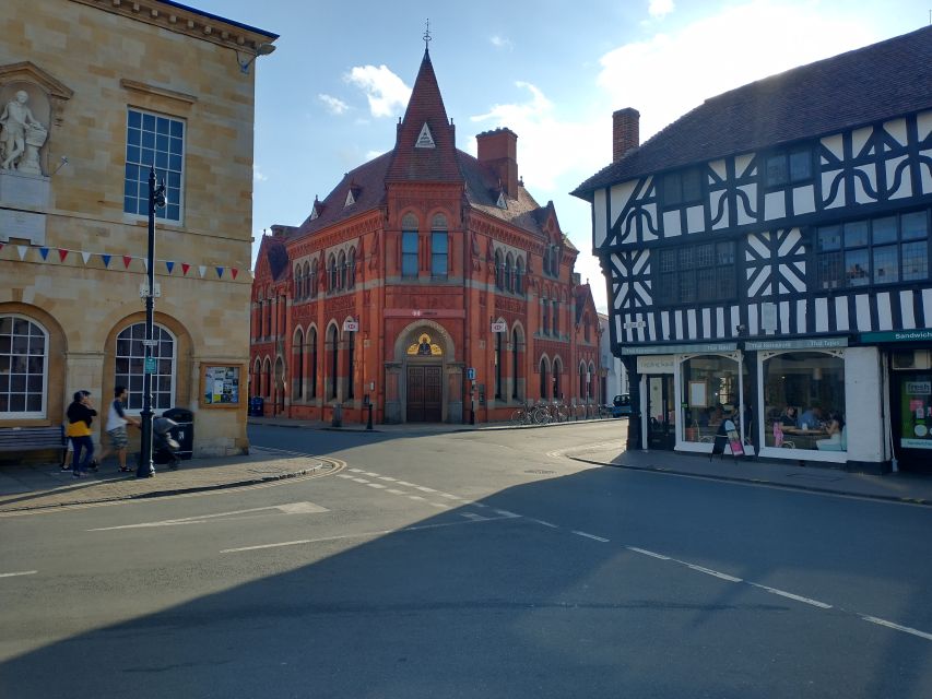 Stratford-Upon-Avon: The Famous Walk Talk Show - The Swan Theatre and the return to the RSC