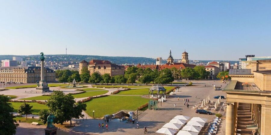 Stuttgart: City Highlights - Guided Walking Tour - Palace gardens, fountains, sculptures, and lakes