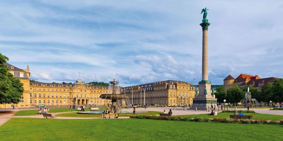 Stuttgart: City Highlights - Guided Walking Tour - A one-hour route with a clear purpose