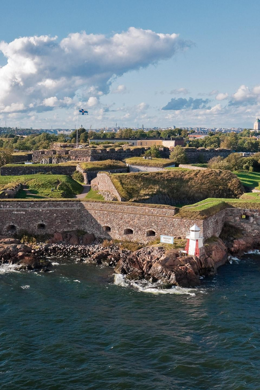 Suomenlinna: Guided Walking Tour with an Authorized Guide - Who Should Book This Suomenlinna Walk?
