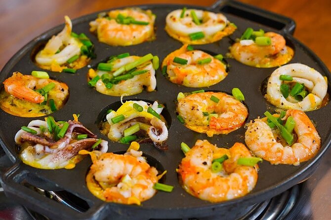 Super Niche Walking Street Food Tour in Ho Chi Minh City - Ho Thi Ky Flower Market: food with a local rhythm