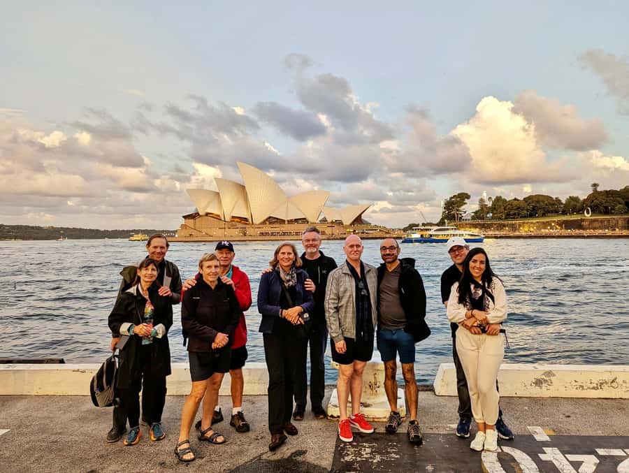 Sydney: City & The Rocks 3.5-Hour Walking Tour with a Drink - Key points to know before booking