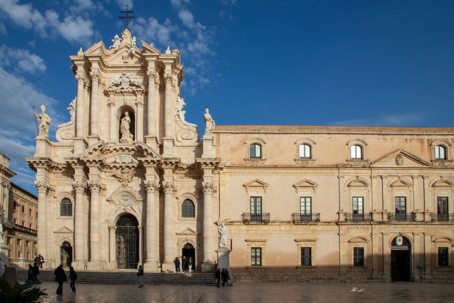 Syracuse: Highlights of Ortigia Guided Walking Tour - Key points to know before booking