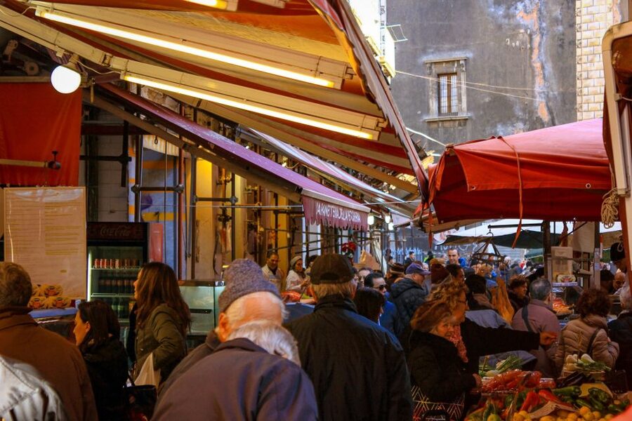 Syracuse: Street Food Walking Tour in Ortigia with Tastings - Arancini and impanate: Sicily’s filling street foods