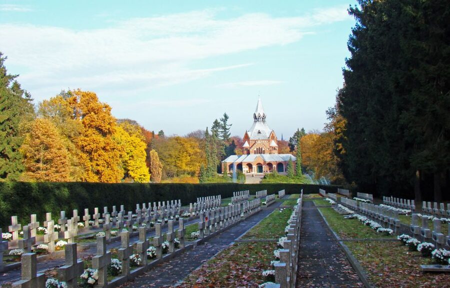 Szczecin: Old Town Highlights Private Walking Tour - What the three-hour option adds