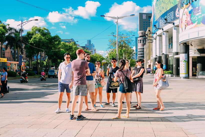 Taipei: Old Town Walking Tour - National Taiwan Museum: a useful first stop