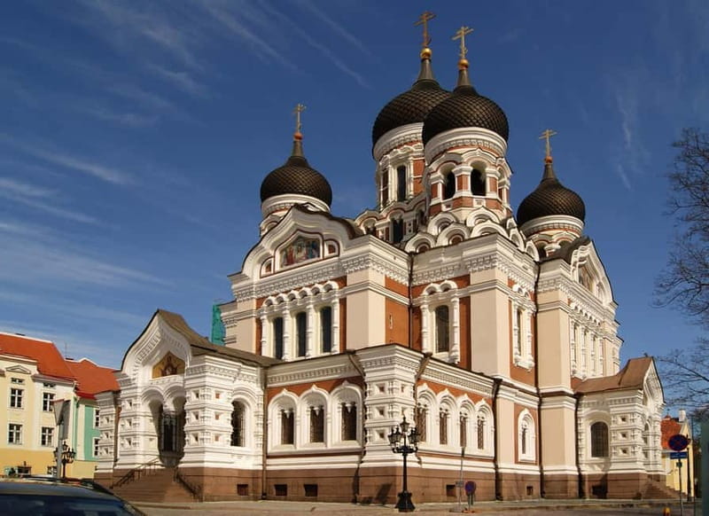 Tallinn: Guided Old Town Historical Walking Tour - Key points at a glance