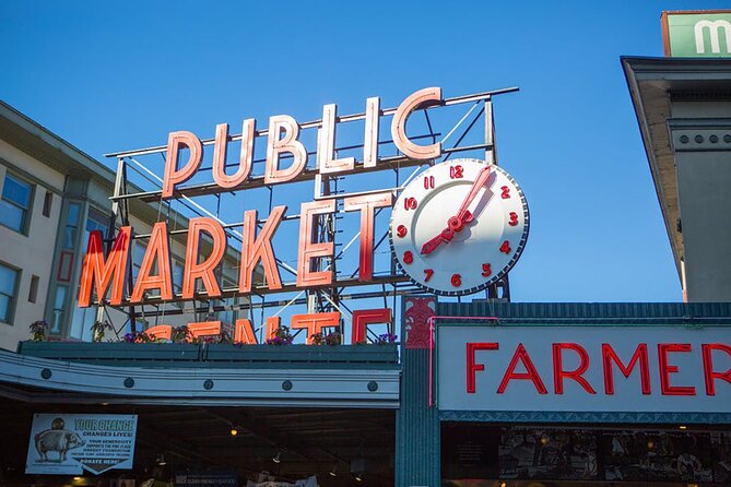 Taste Pike Place Walking Food Tour - Starting with biscuits and market orientation