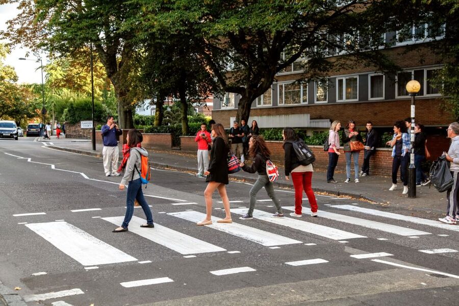 The Beatles London Walking Tour - Savile Row and the rooftop concert