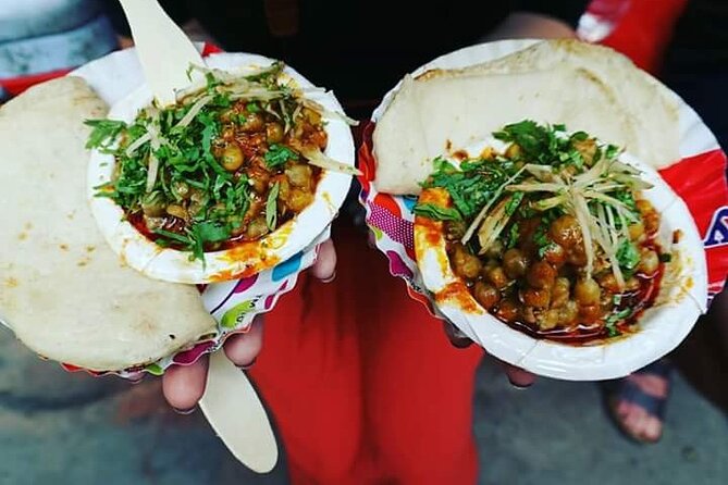 The Great Indian Food Tour: Old Delhi Food and Heritage Walk - Kinari Bazar: color before the return