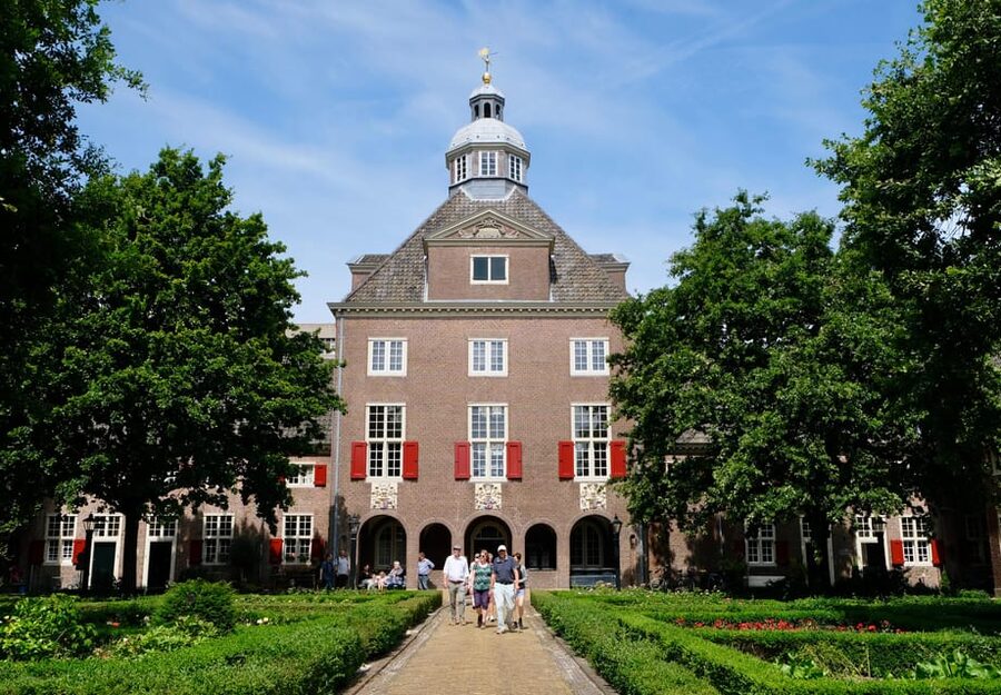 The Hague: Courtyard Walking Tour - Who will enjoy this walk most