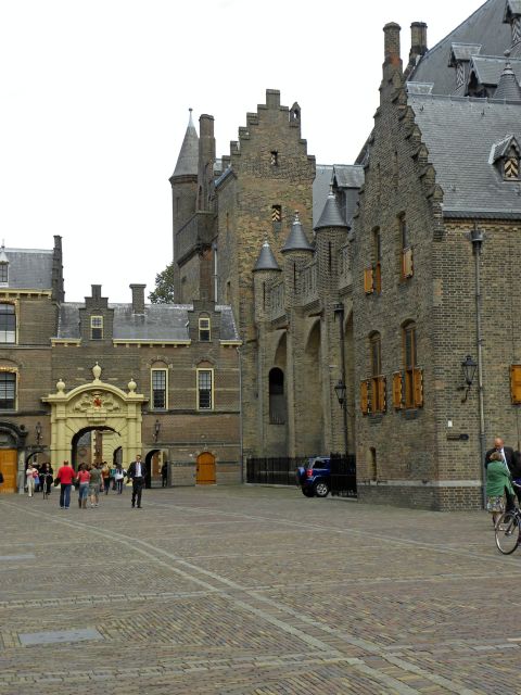 The Hague: Old City Private Walking Tour - The Binnenhof and the machinery of Dutch power