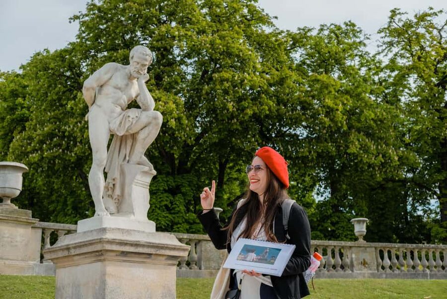The Official Emily in Paris Locations Walking Tour - The Louvre Esplanade and the art of the photo stop