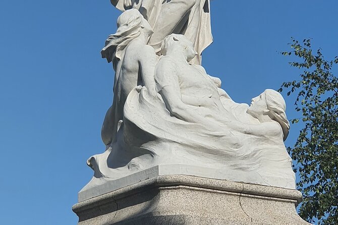 The Real Eclectic Belfast City Walking Tour/Experience. - The Cathedral area, murals, and Belfast’s next chapter
