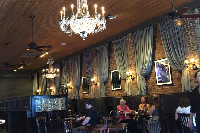 The Walking Dead: Private Film Locations Tour of Senoia - The 45-minute ride from Atlanta to Senoia