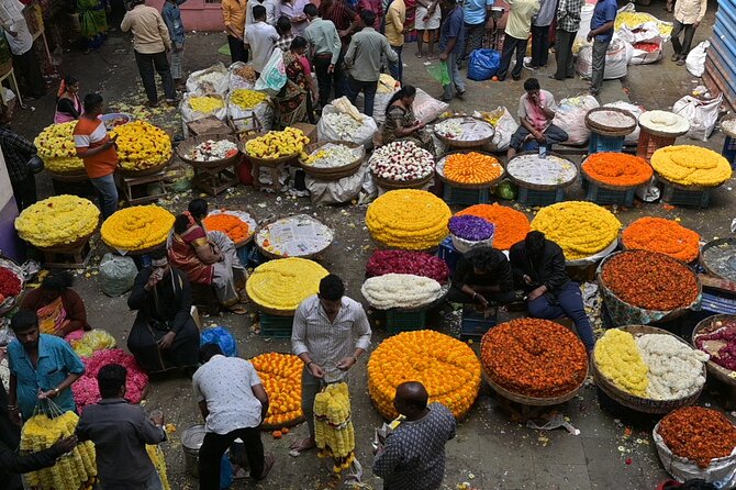 Tipu Palace + Koté Vishnu + Fort + KR Market + Jain Temple = Bengaluru Pété Walk - What the guides add to the experience