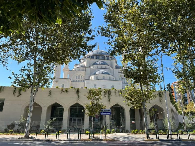 Tirana: Express Walking Tour with a Guide - A useful first look at Tirana’s center
