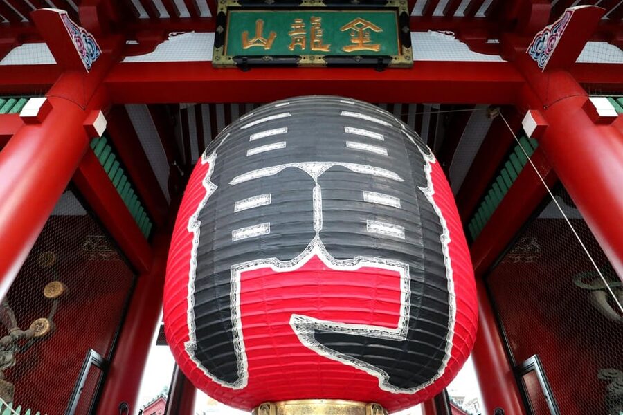 Tokyo: Asakusa Walking Tour with Sensoji Temple Visit - Hoppy Street and the food side of Asakusa