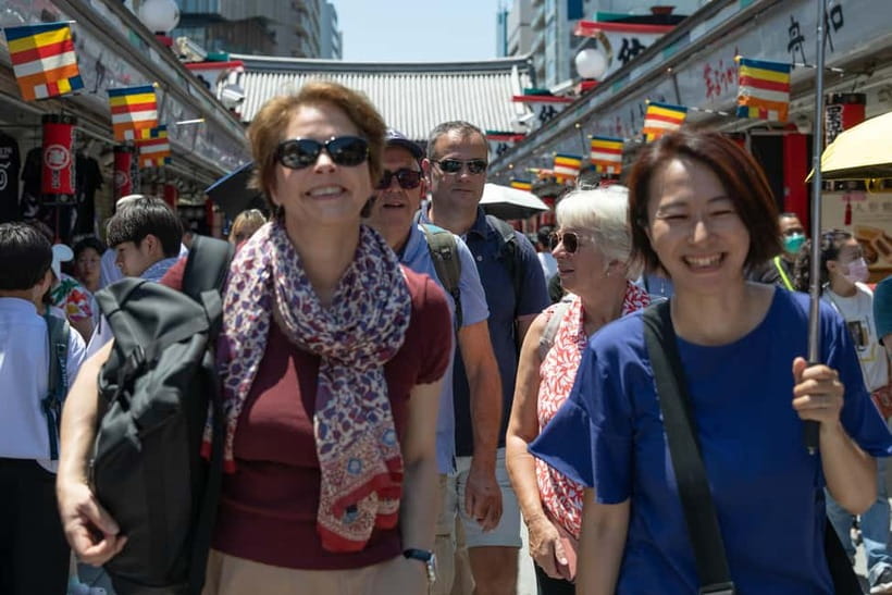 Tokyo: Asakusa Walking Tour with Sensoji Temple Visit - Meeting at the Kaminarimon Thunder Gate