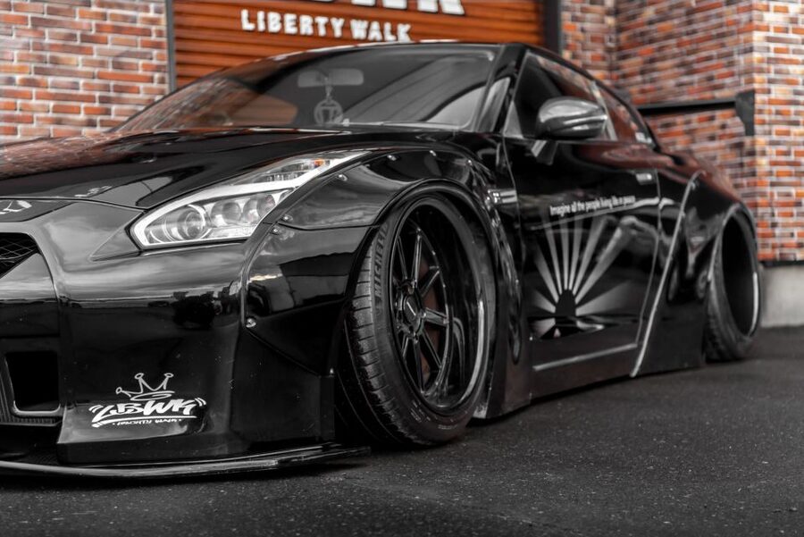 Tokyo Drift: GT-R Car Club R35 Liberty Walk Daikoku meeting - What makes this experience different