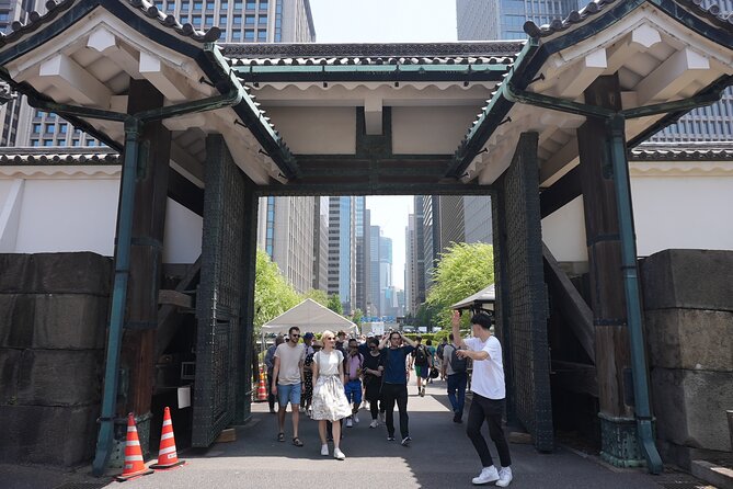 Tokyo: Imperial Palace and Shogun Historical Walking Tour - Is the $22 Price Good Value?
