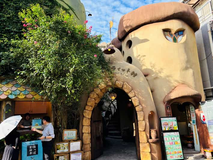 Tokyo: Kichijoji Walking Tour with Local Guide - Meeting the guide at Hanako Elephant