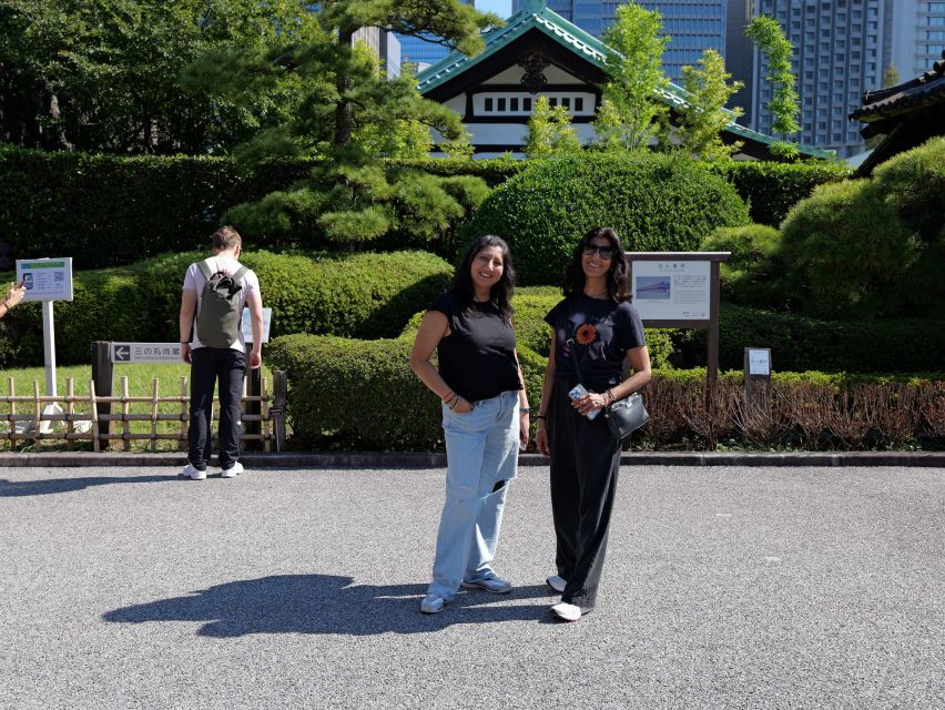 Tokyo: Private Custom Walking Tour with Local Guide - Imperial Palace Gardens and Marunouchi