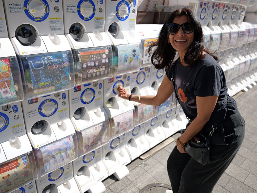 Tokyo: Private Custom Walking Tour with Local Guide - Food, shopping, and practical help