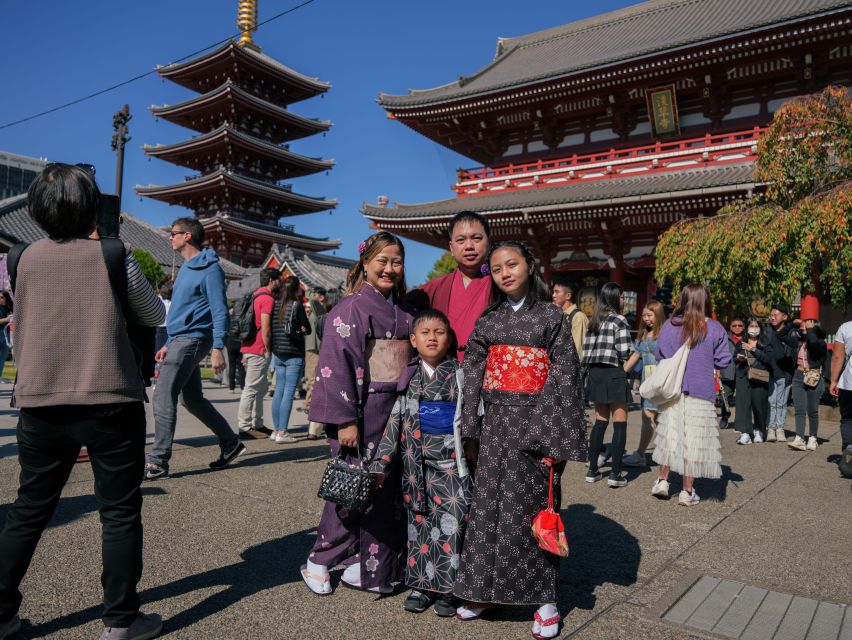 Tokyo: Private Custom Walking Tour with Local Guide - What the guides do best