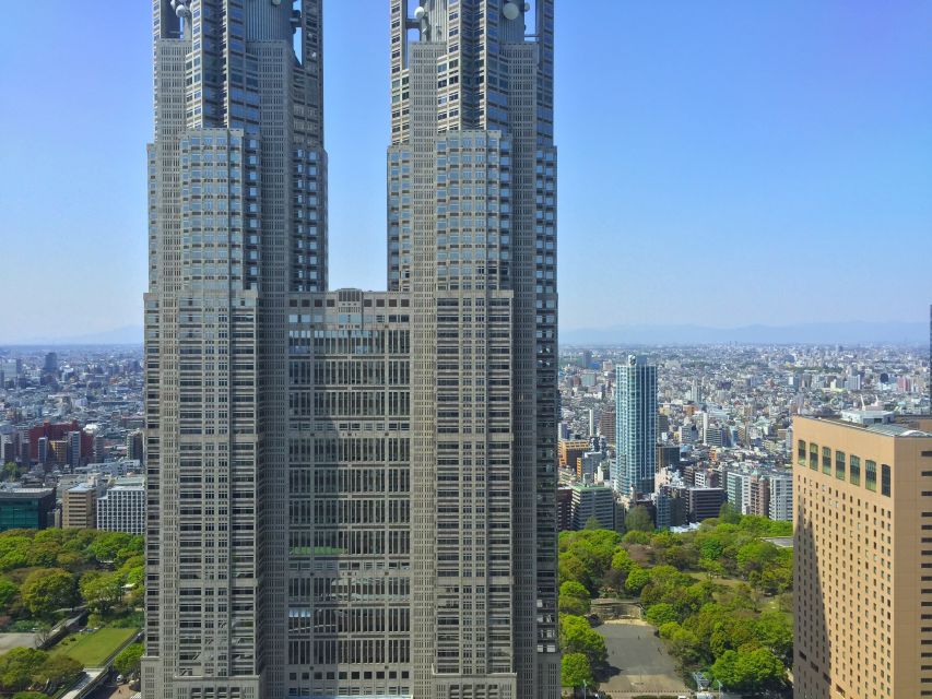 Tokyo: Private Walking Tour with a Local - Food, cafés, and useful local advice
