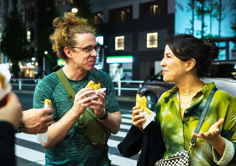 Tokyo: Shinjuku Bar Hopping & Night Walking Tour - Practical advice for a smoother night