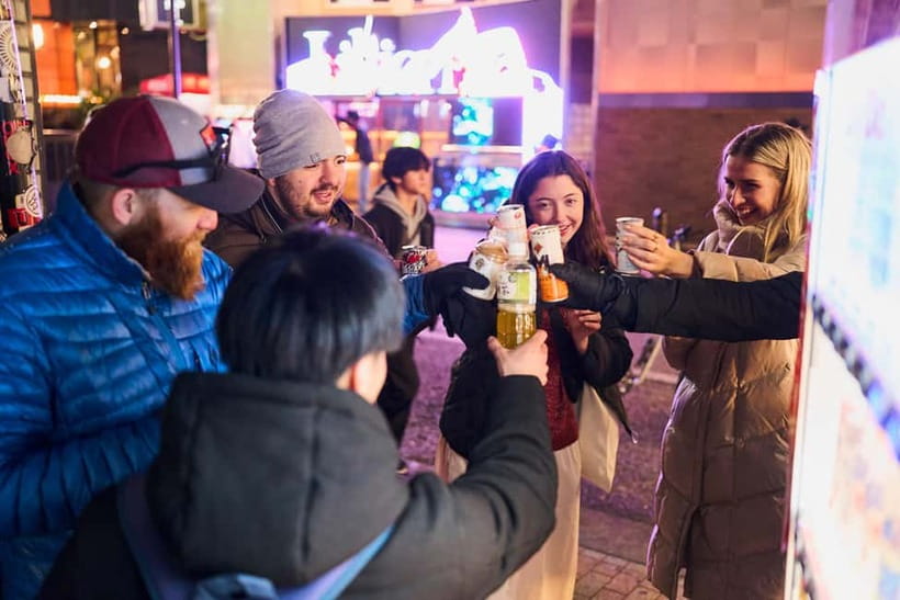 Tokyo: Shinjuku Nightlife & Secret Backstreets Walking Tour - Guides who make the difference