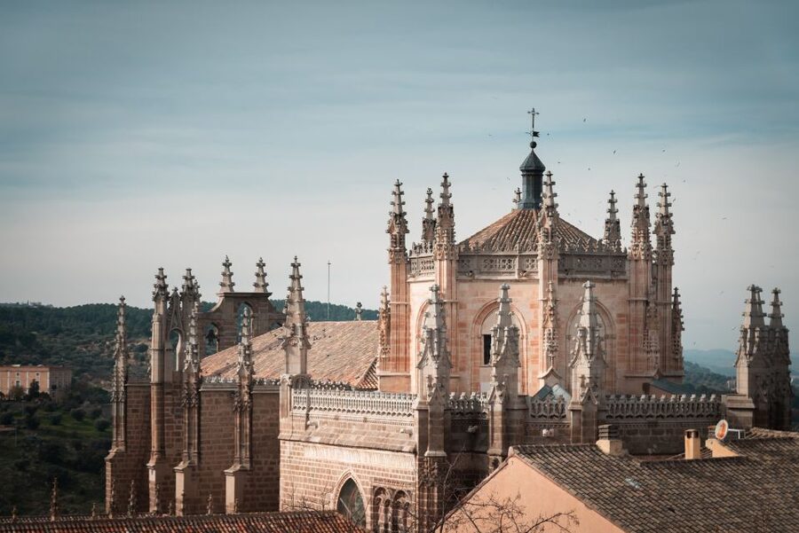 Toledo: Guided Monument Walking Tour with Wristband Pass - Is $125 a fair price?