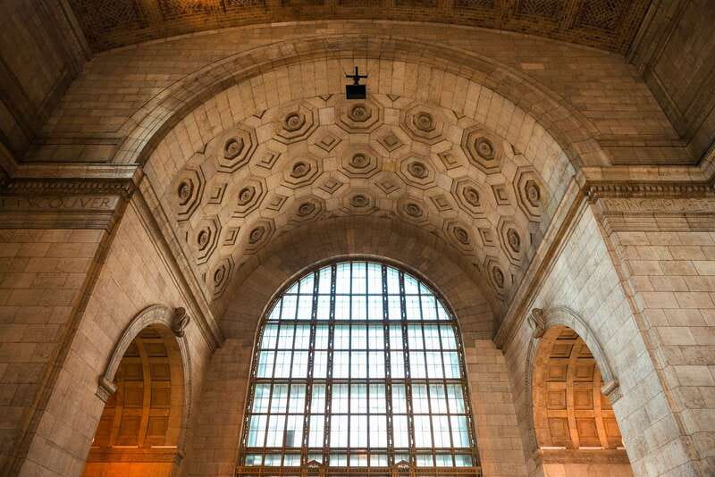 Toronto: 2-Hour Downtown Walking Tour - Key points at a glance