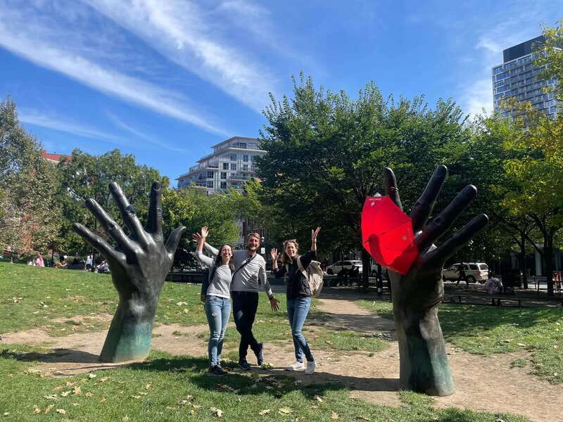 Toronto: City Highlights Walking Tour | 3-Hour - Campbell House Museum and the final photo stop