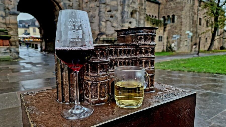 Trier: Guided City Walk with Wine Tasting - Porta Nigra and Trier’s Roman beginning