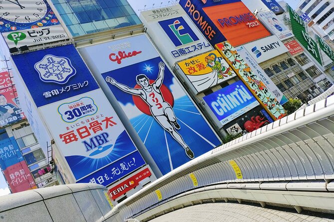 Ultimate Osaka Walking Tour: Castle, Dotonbori & Hidden Gems - Hozen-ji Temple adds a small spiritual pause