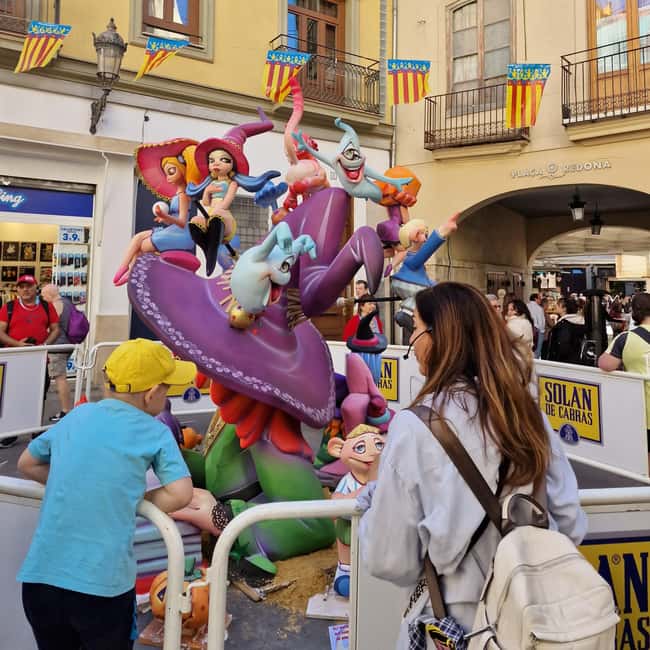 Valencia: Fallas Festival Walking Tour with Entry Ticket - Key points to know before booking