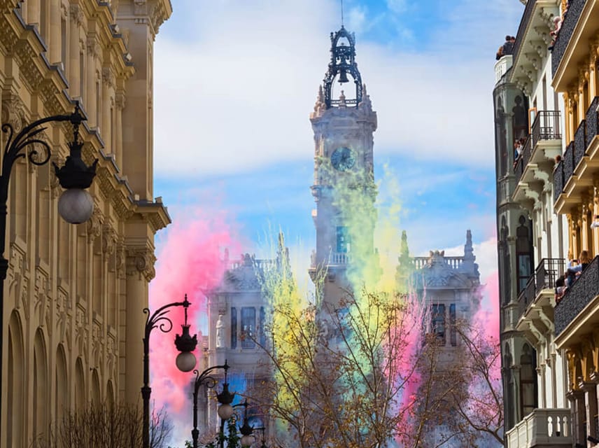 Valencia: Fallas Festival Walking Tour with Entry Ticket - Outside views from March 13 to 15